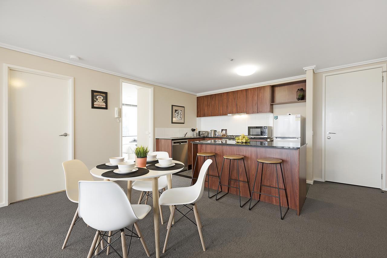 Complete Host Southpoint Apartments メルボルン エクステリア 写真